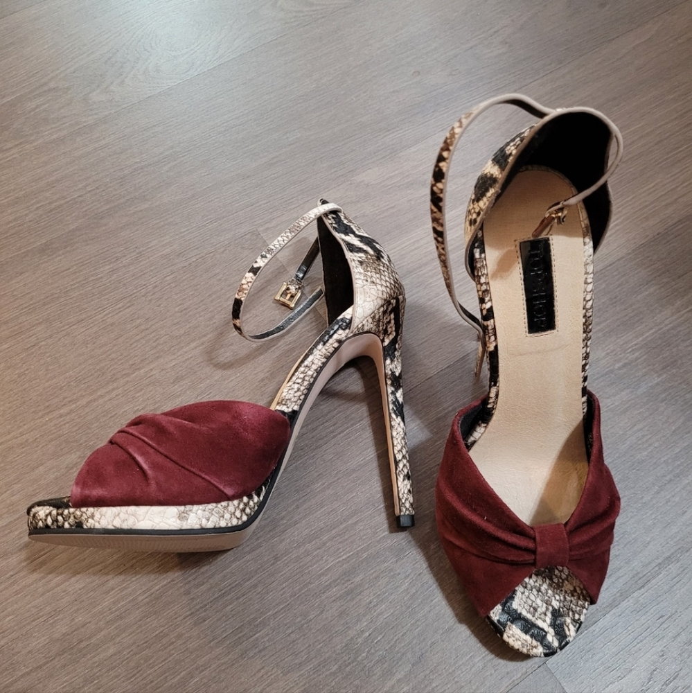 BNIB Burgundy Suede Snake Print Topshop High Heels, 38